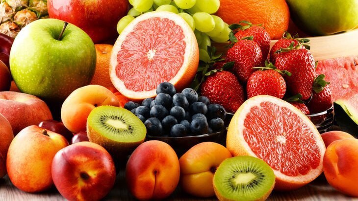 Γιατί είναι καλύτερο να τρώτε φρούτα το πρωί;